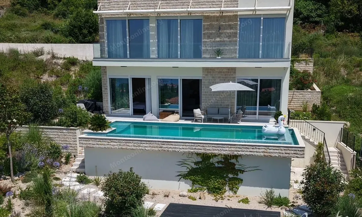 Sale, house, 320m², Herceg Novi, Crna Gora