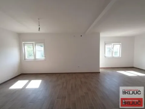 Sale, apartment, 110m², Veternik, Novi Sad Sve Podlokacije - image 2