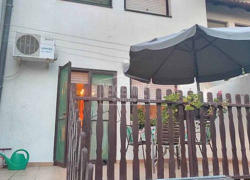 Prodaja, kuća, 146m², Novi Grad, Subotica