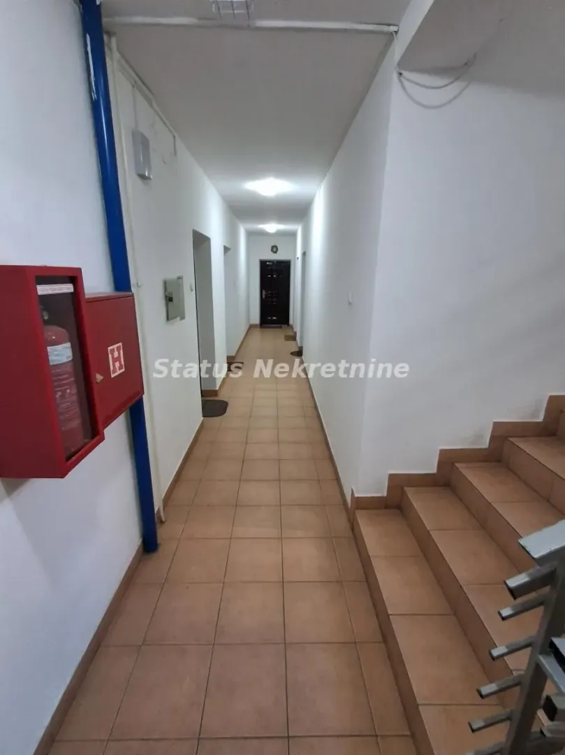 Izdavanje, dvosoban stan, 75m², Podbara, Novi Sad Sve Podlokacije