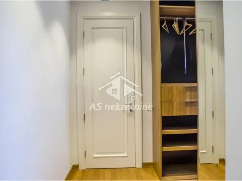 Rent, apartment, 188m², Kalenić Pijaca, Vračar Sve Podlokacije - image 20