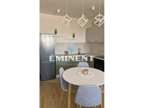 Izdavanje, dvosoban stan, 42m², Zemun Novi Grad, Zemun Sve Podlokacije - image 6