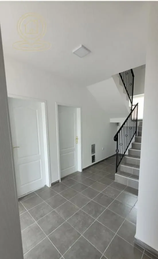 Prodaja, kuća, 105m², Petrovaradin, Novi Sad