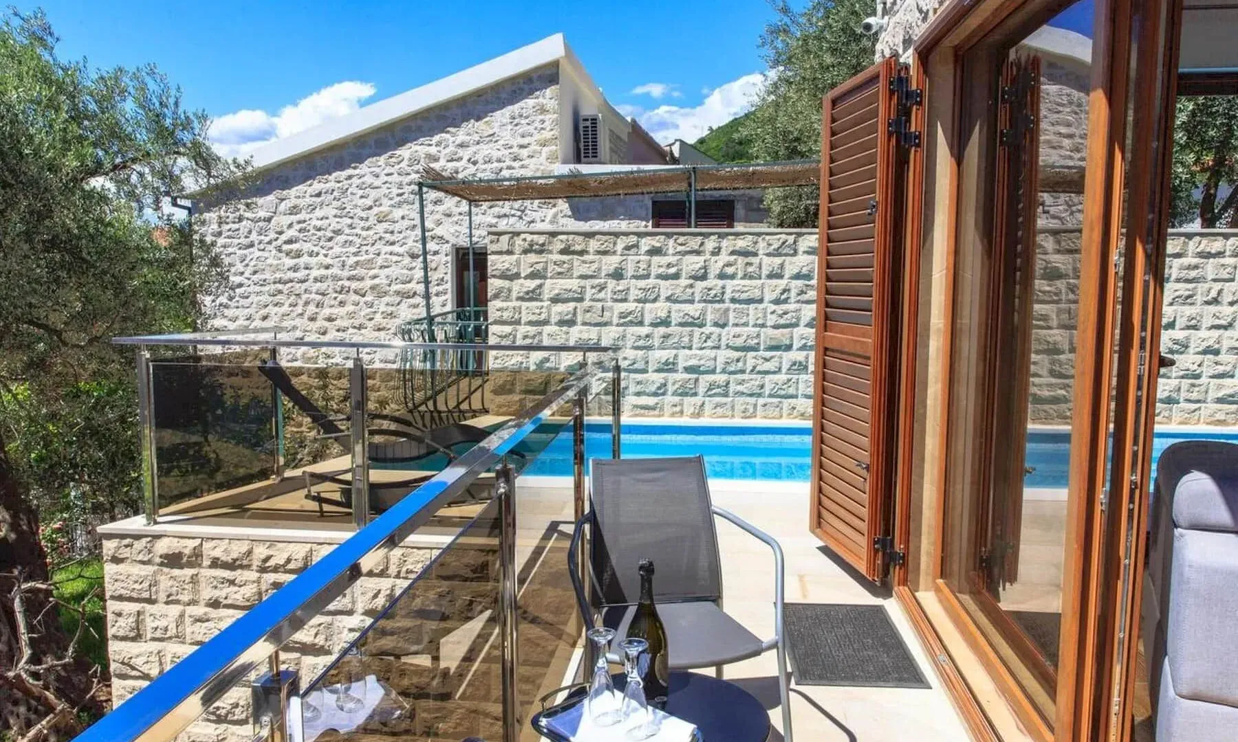Rent, house, 270m², Rijeka Reževići, Budva