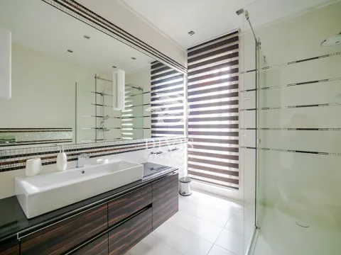 Izdavanje, četvorosoban stan, 234m², Dedinje Sve Podlokacije, Beograd - image 9