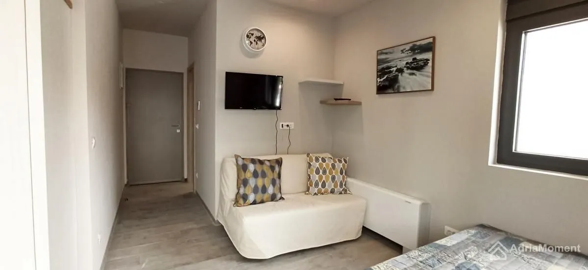 Prodaja, garsonjera, 24m², Centar, Tivat