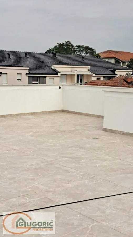 Prodaja, stan, 236m², Zemun Sve Podlokacije, Beograd