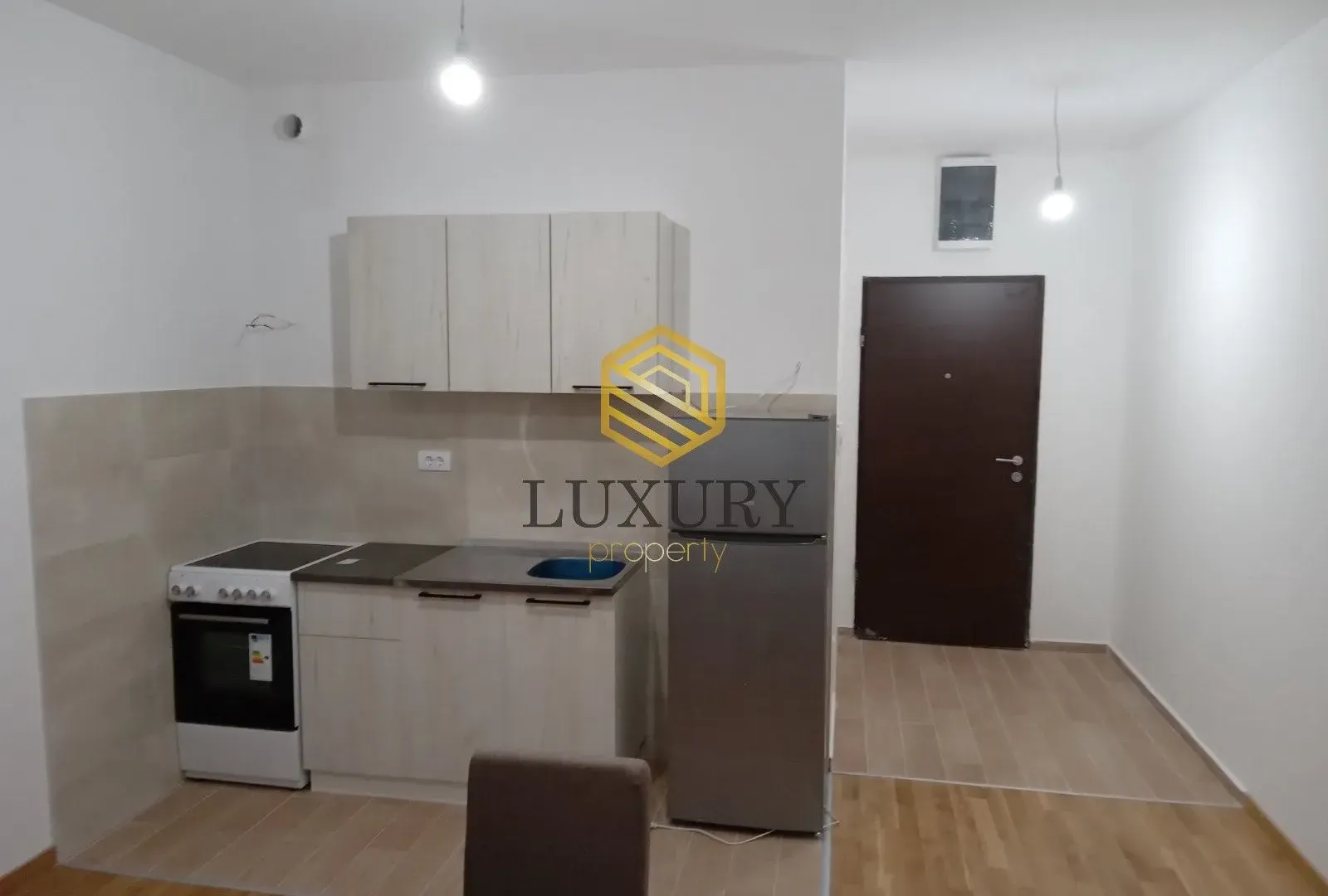 Rent, studio apartment, 30m², Stari Aerodrom, Podgorica