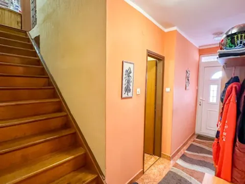 Sale, house, 168m², Zabjelo, Podgorica - image 10