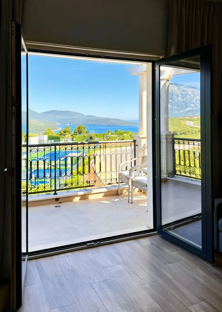 Rent, one bedroom apartment, 56m², Luštica Bay, Tivat