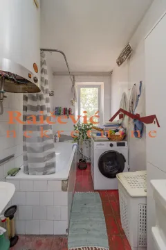 Prodaja, četvorosoban stan, 108m², Rakovica, Beograd - image 17
