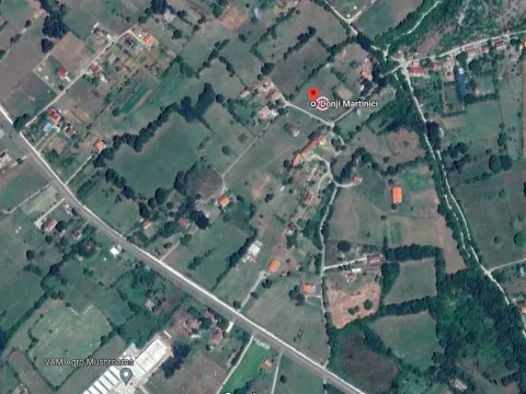 Zemljište in Martinići