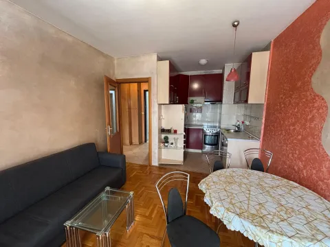 Rent, one bedroom apartment, 40m², Stari Aerodrom, Podgorica - image 7