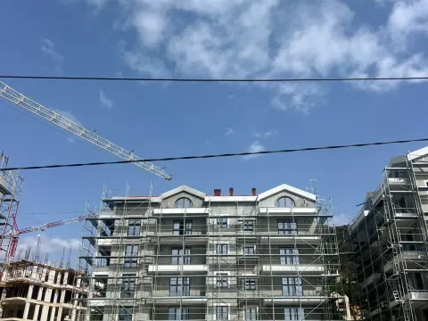 Prodaja, jednosoban stan, 39m², Tivat, Crna Gora - image 1