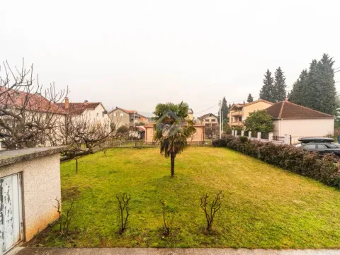 Prodaja, kuća, 215m², Tološi, Podgorica - image 8