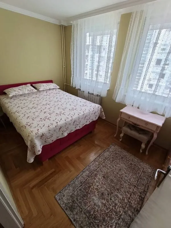 Rent, three bedroom apartment, 88m², Novi Beograd Sve Podlokacije, Beograd