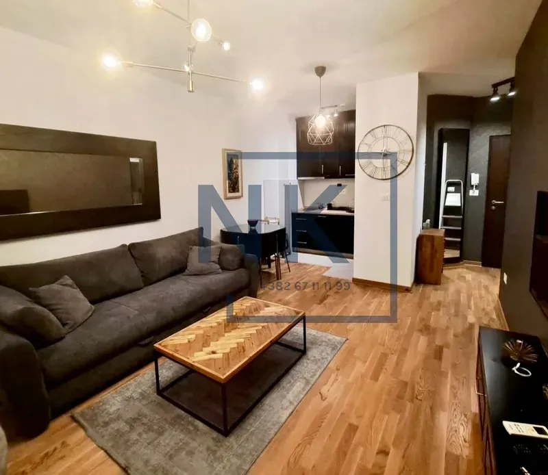 Izdavanje, jednosoban stan, 44m², City Kej, Podgorica