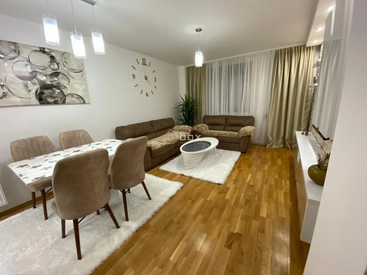 Izdavanje, dvosoban stan, 66m², Medijana, Niš