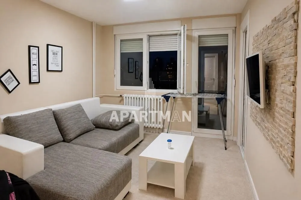 Prodaja, dvosoban stan, 90m², Novi Beograd Sve Podlokacije, Beograd