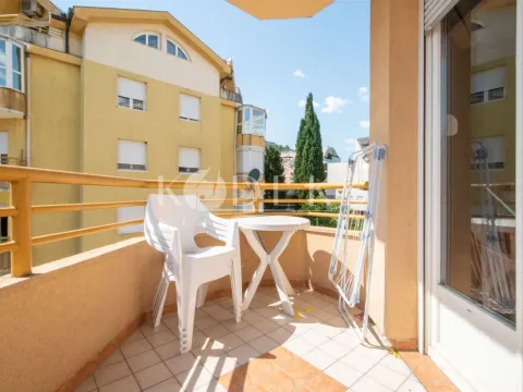 Rent, one bedroom apartment, 55m², Vezirov Most, Podgorica - image 9