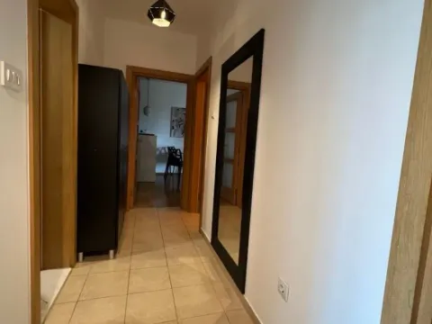 Rent, two bedroom apartment, 65m², Podgorica, Crna Gora - image 9