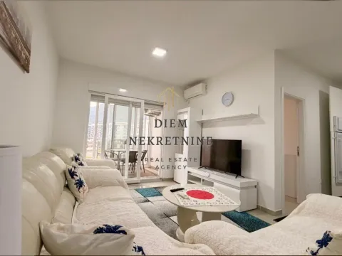Rent, one bedroom apartment, 59m², Šušanj, Bar - image 2