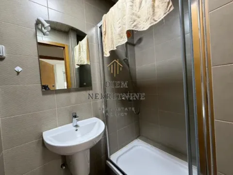 Rent, two bedroom apartment, 68m², City Kvart, Podgorica - image 4
