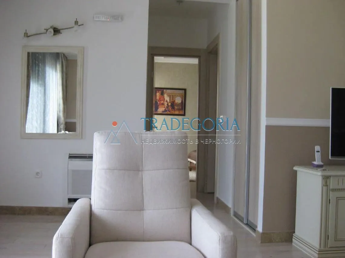 Prodaja, dvosoban stan, 68m², Koštanjica, Bar