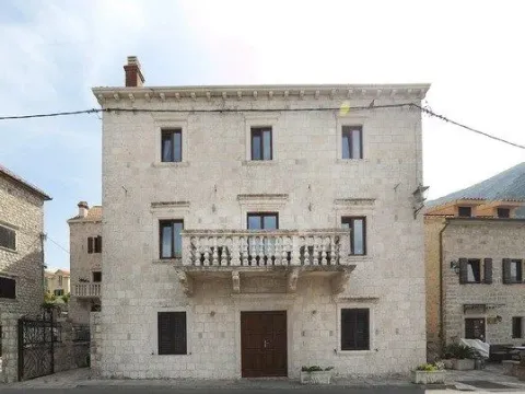 Prodaja, kuća, 450m², Kotor, Crna Gora - image 2