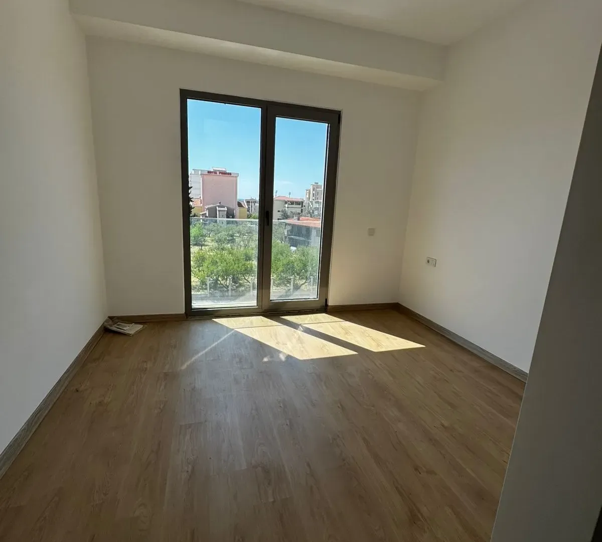 Sale, two bedroom apartment, 74m², Centar, Bar