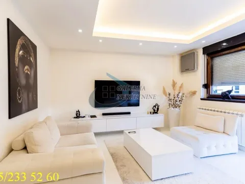 Sale, two bedroom apartment, 54m², Vračar Hram, Vračar Sve Podlokacije - image 7