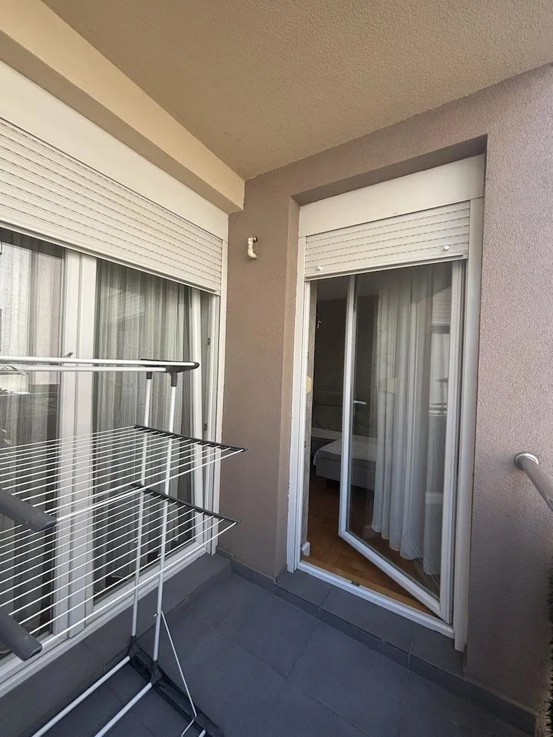 Izdavanje, jednosoban stan, 50m², Stari grad, Novi Sad