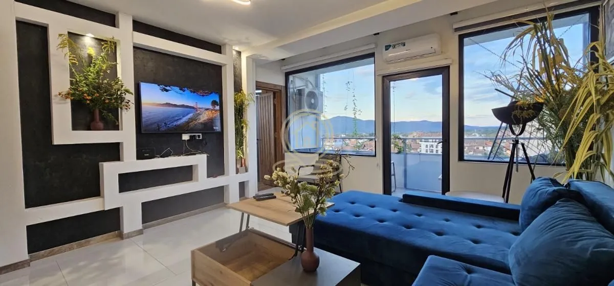 Prodaja, dvosoban stan, 78m², Centar, Vrnjačka Banja