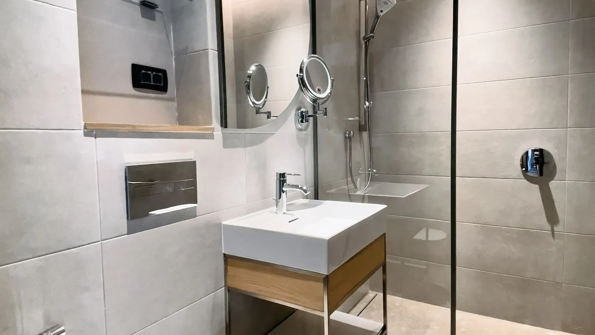 Prodaja, dvosoban stan, 102m², Porto Montenegro, Tivat