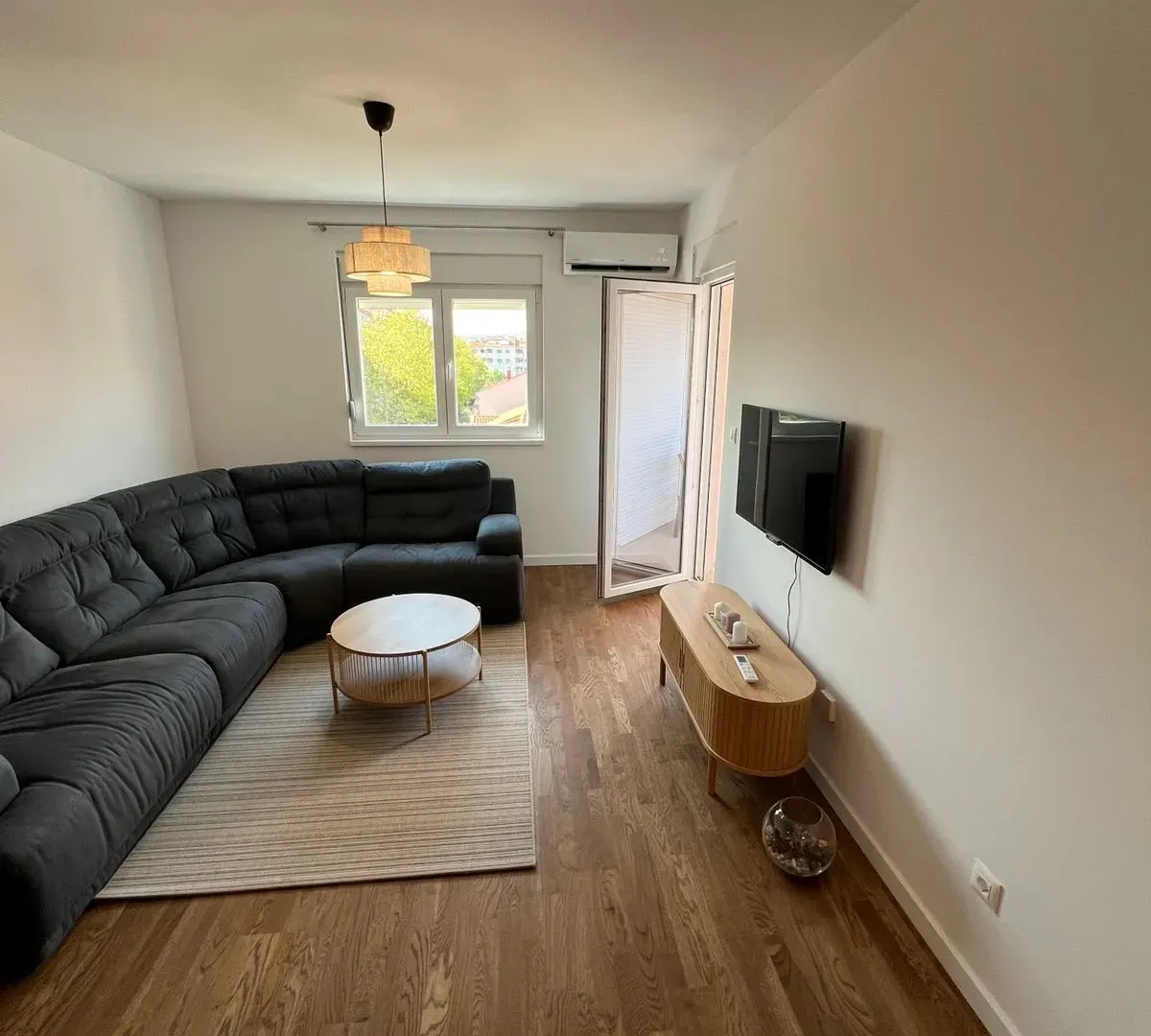 Rent, one bedroom apartment, 47m², Stari Aerodrom, Podgorica