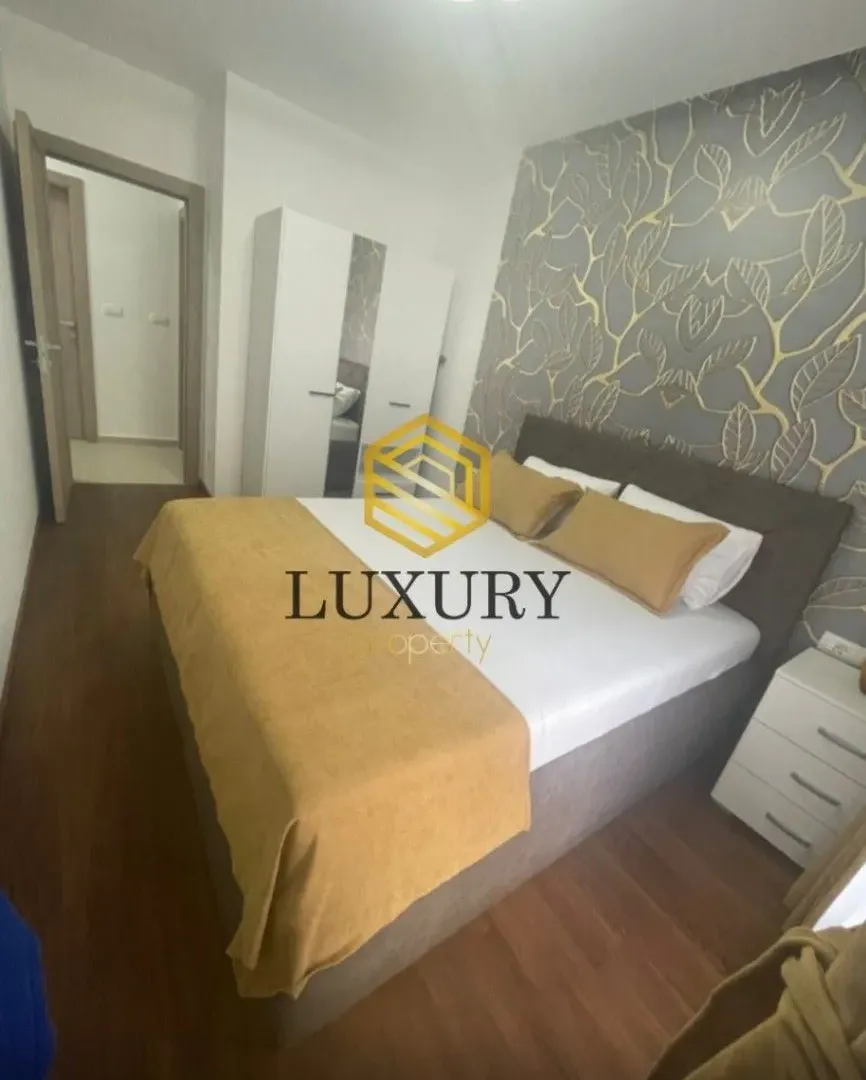 Izdavanje, dvosoban stan, 70m², Master Kvart, Podgorica