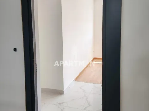 Prodaja, trosoban stan, 60m², Ledine, Beograd - image 11