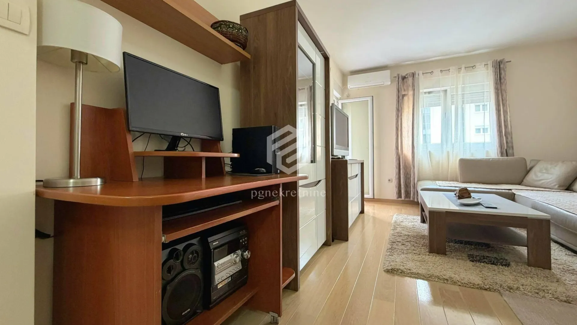 Rent, one bedroom apartment, 47m², City Kvart, Podgorica
