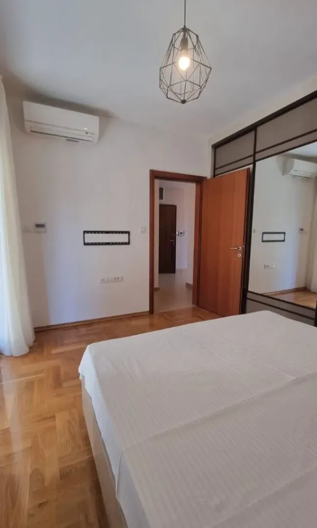 Sale, two bedroom apartment, 130m², Bečići, Budva