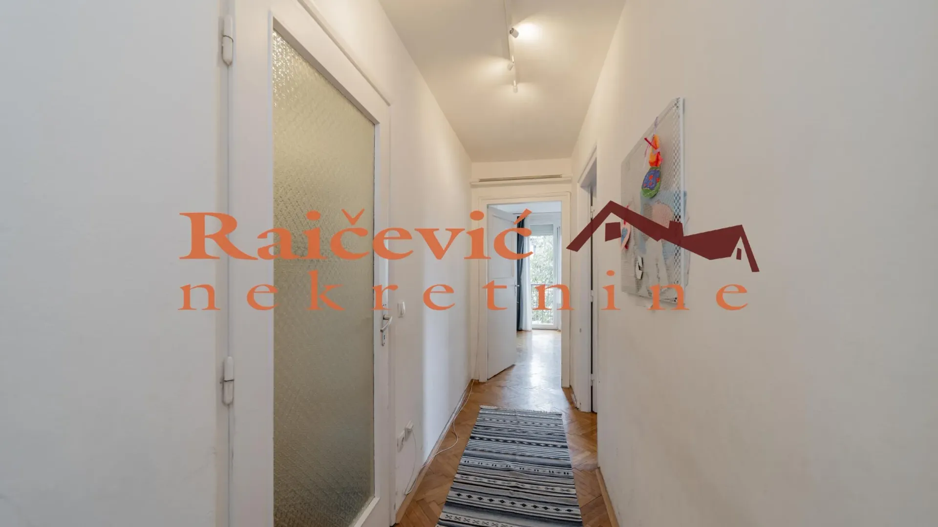 Sale, three bedroom apartment, 69m², Vračar Sve Podlokacije, Beograd