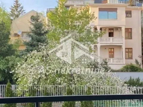 Rent, two bedroom apartment, 47m², Vračar Hram, Vračar Sve Podlokacije - image 15