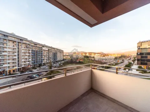 Rent, office space, 68m², Central Point, Podgorica - image 9