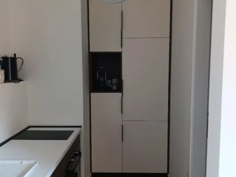 Izdavanje, jednosoban stan, 40m², Centar, Budva - image 8