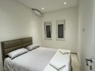 Izdavanje, dvosoban stan, 48m², Budva, Crna Gora - image 4