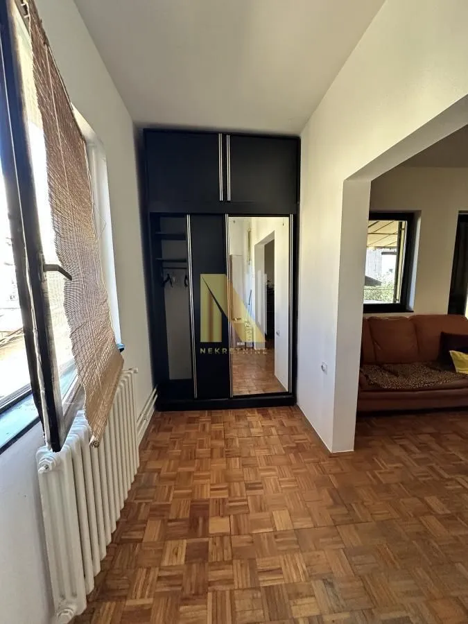 Prodaja, kuća, 366m², Sajmište, Novi Sad