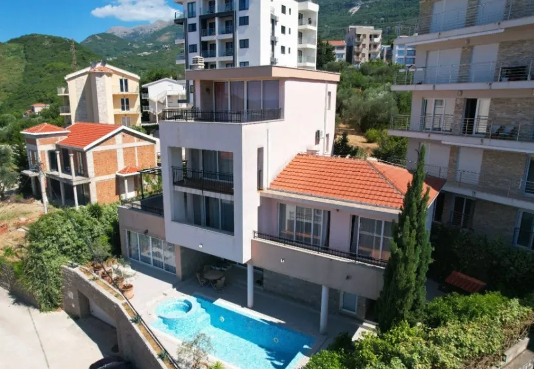 Prodaja, kuća, 495m², Bečići, Budva