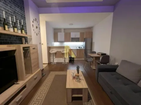 Izdavanje, dvosoban stan, 49m², Adamovićevo Naselje, Novi Sad Sve Podlokacije - image 6