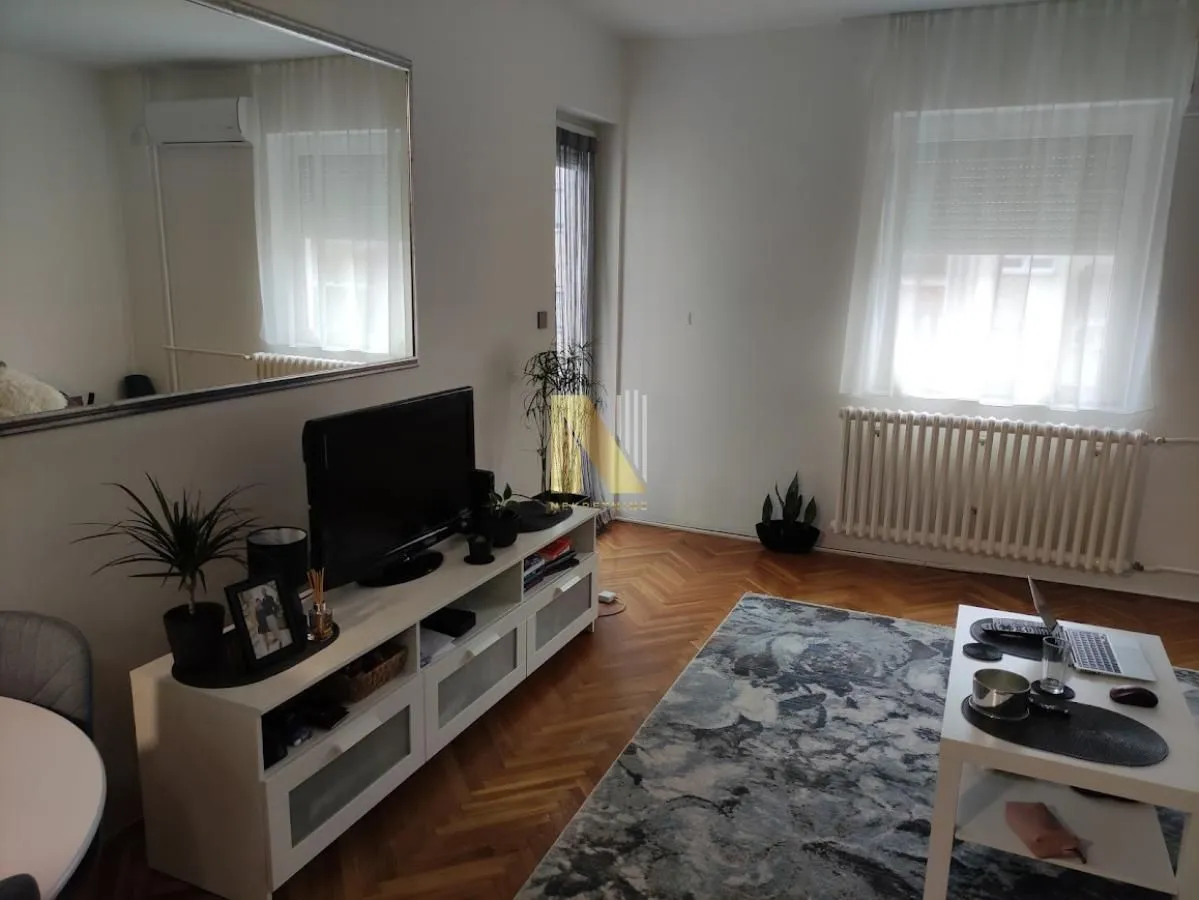 Rent, two bedroom apartment, 50m², Bulevar Oslobodjenja, Novi Sad Sve Podlokacije