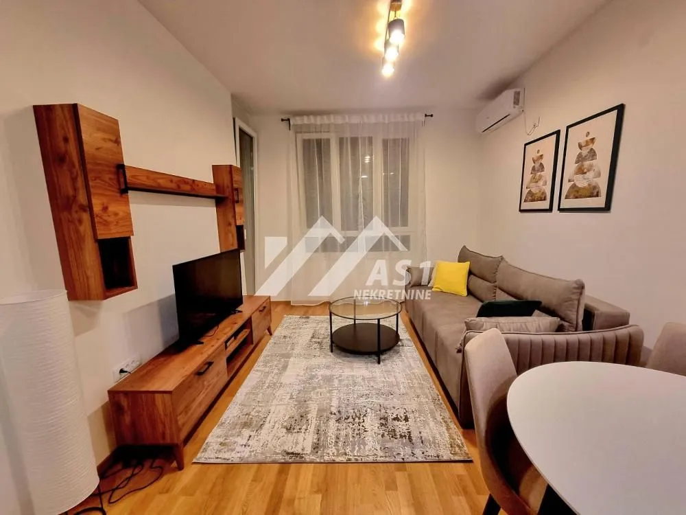 Izdavanje, dvosoban stan, 43m², Telep, Novi Sad Sve Podlokacije