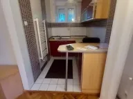 Izdavanje, trosoban stan, 65m², Stari Grad, Beograd - image 8